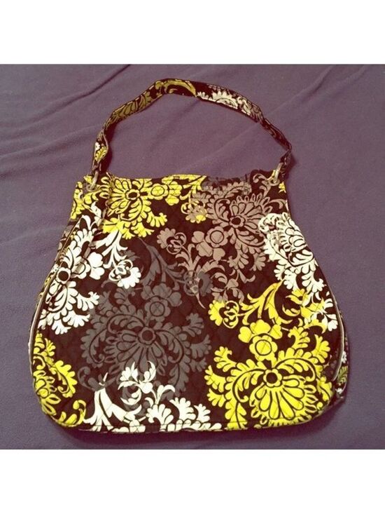 Vera Bradley Handbags - Vera Bradley tote in Baroque - Mint Condition